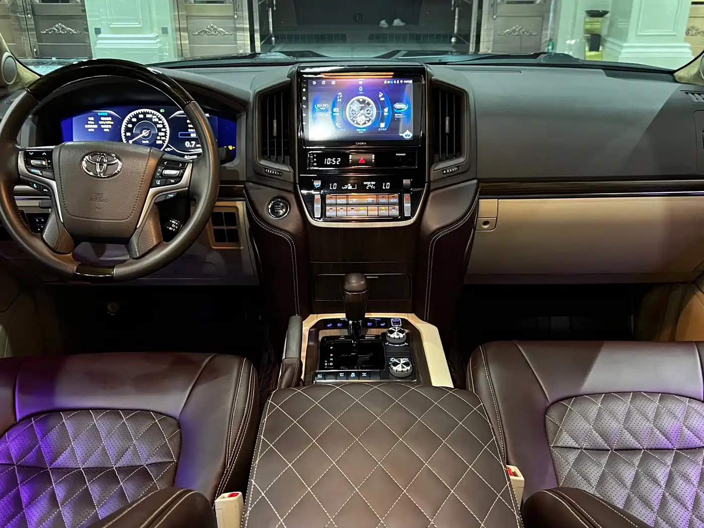 Toyota Land Cruiser (Import) 2019