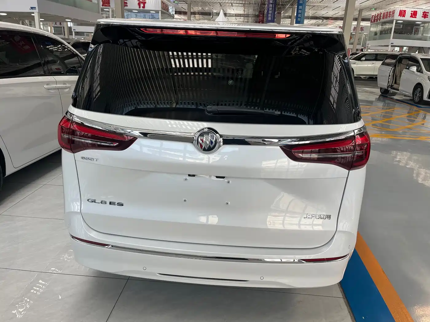 Buick GL8 2020 ES Landglory 653T Flagship фото 6