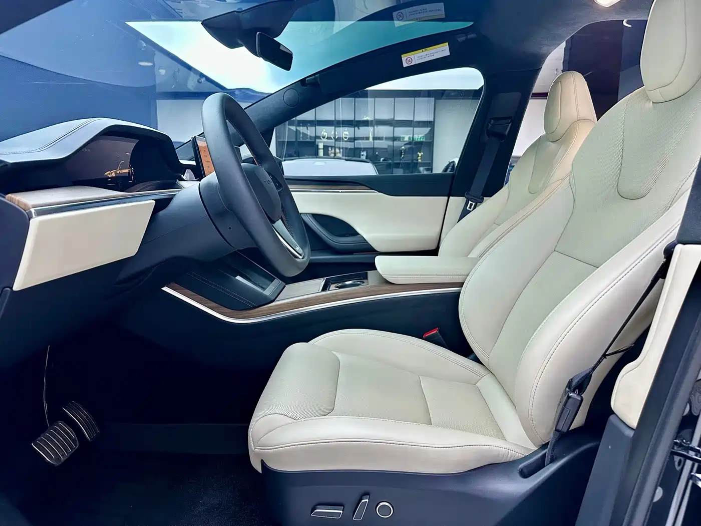 Tesla Model X 2024 2023 Dual Motor All-Wheel Drive Edition