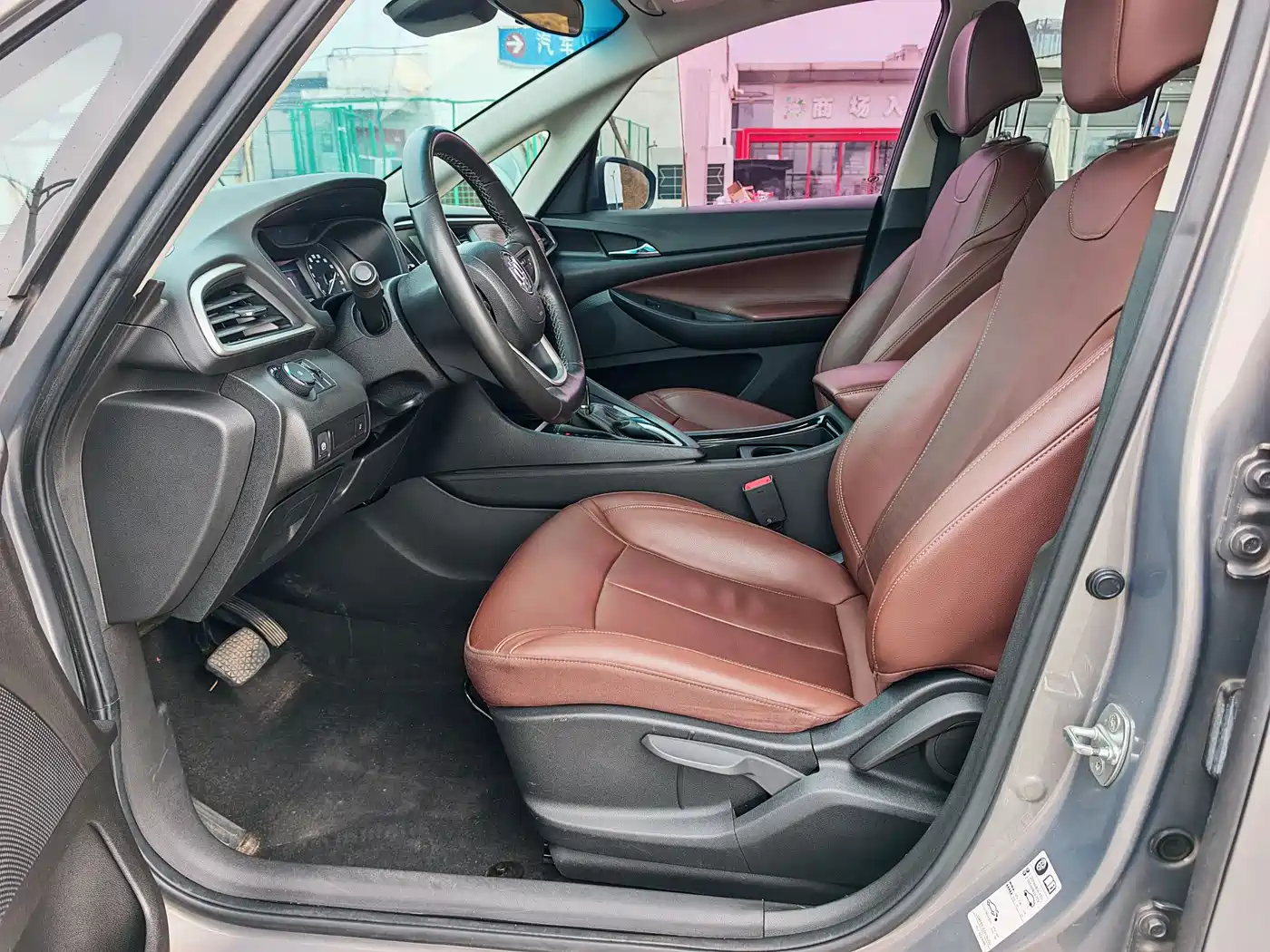 Buick GL6 2018 18T 6-Seater Luxury фото 12