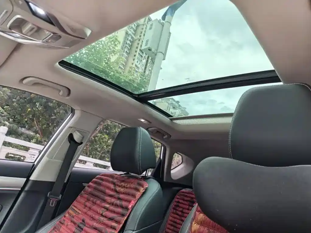 Geely Binyue 2019 2019 260T DCT Knight China V
