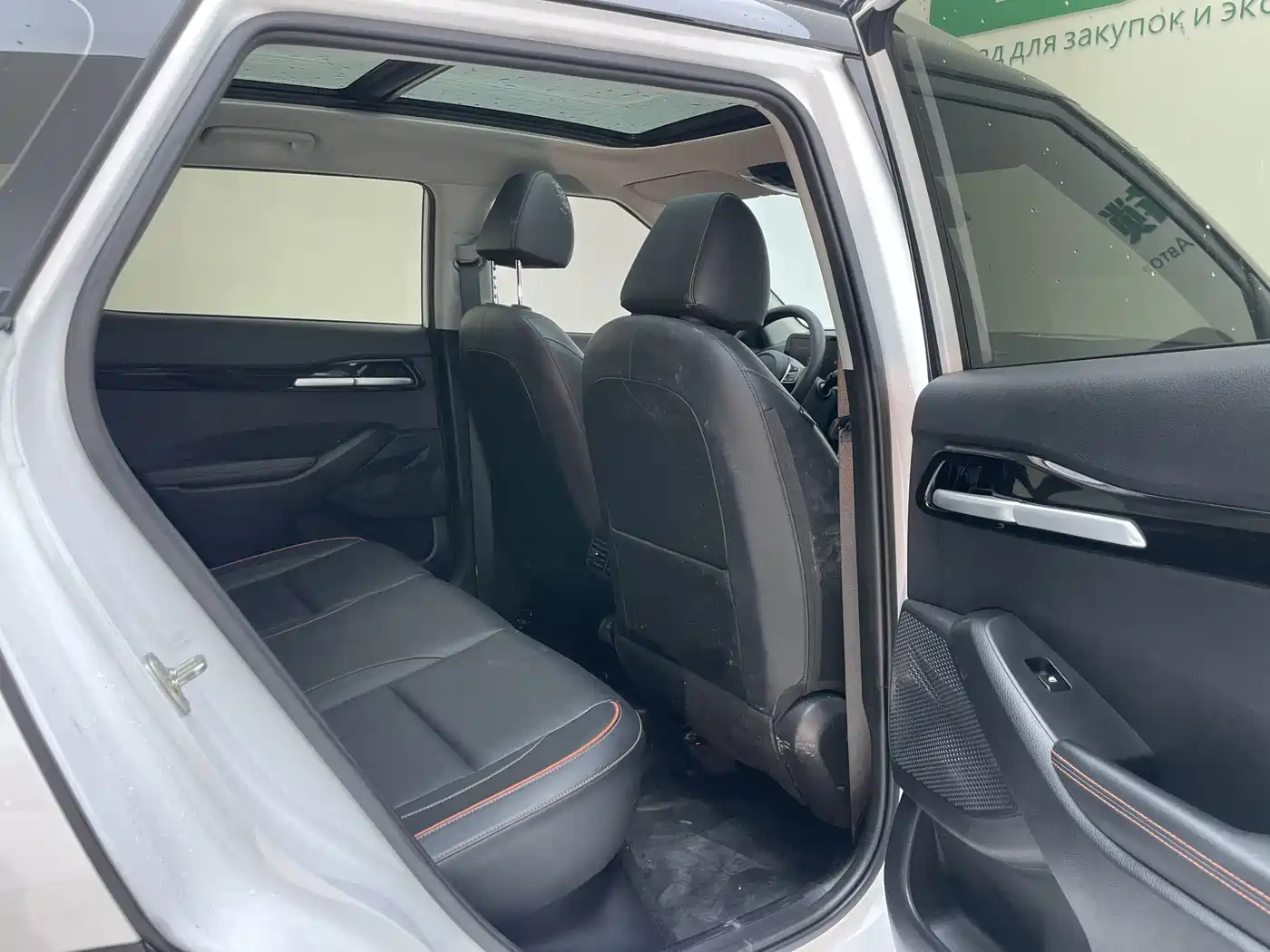 Kia Seltos 2023 1.5L CVT Luxury Edition фото 23