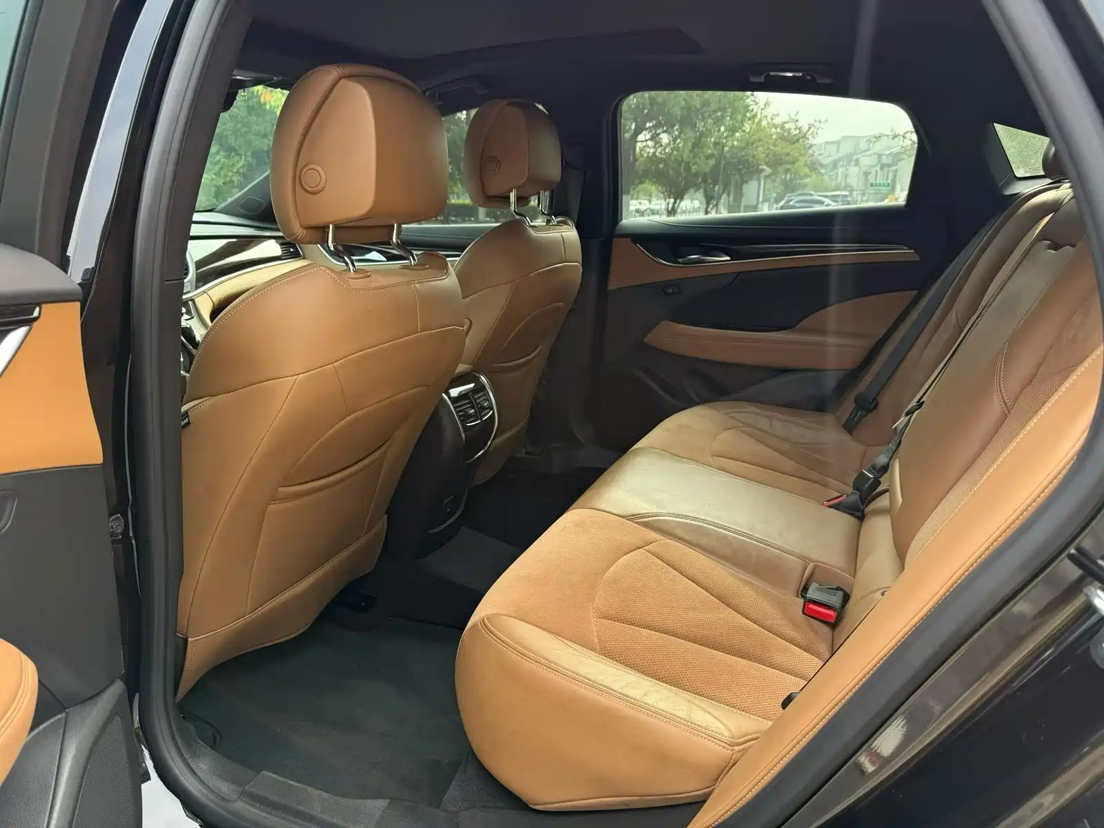 Фото 5 - Buick LaCrosse