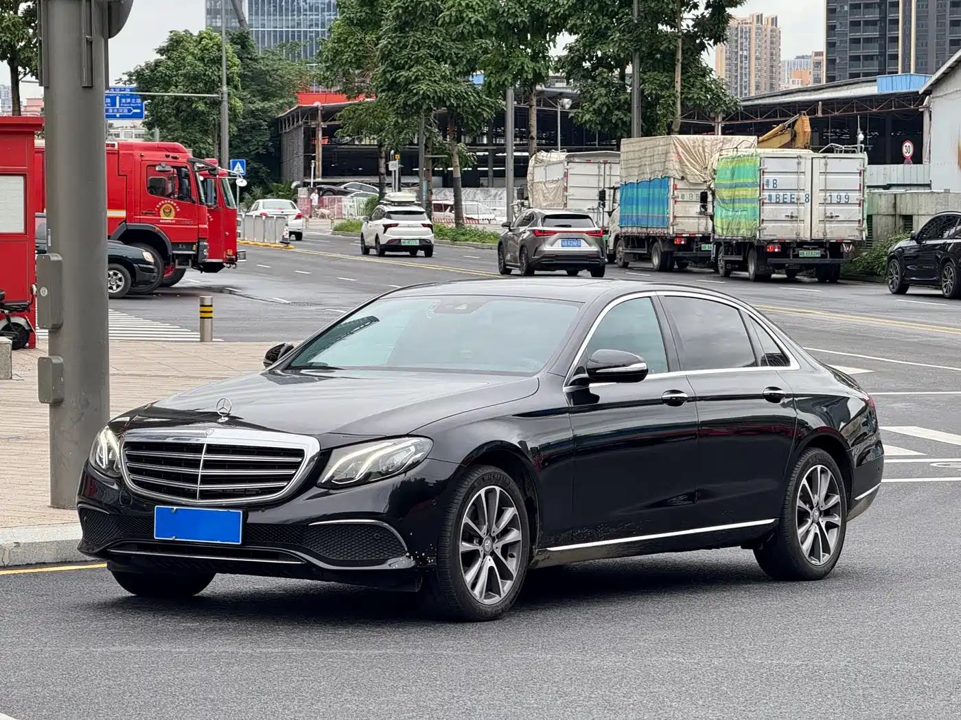 Mercedes-Benz E-Class 2017 E 200 L 4MATIC