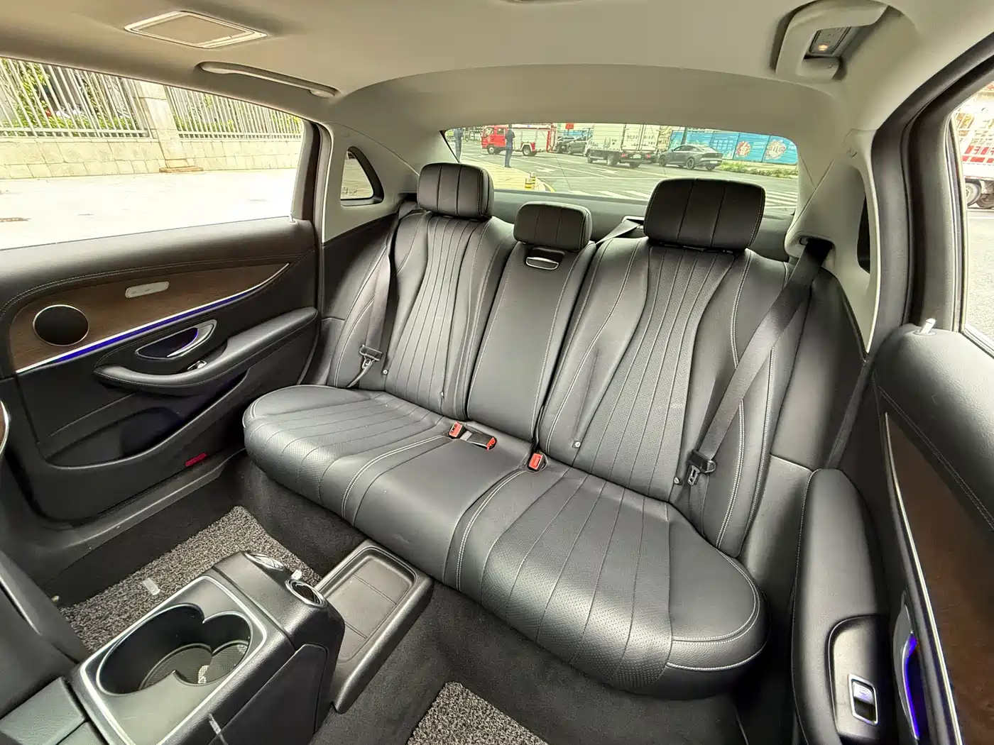 Mercedes-Benz E-Class 2017 E 200 L 4MATIC фото 9
