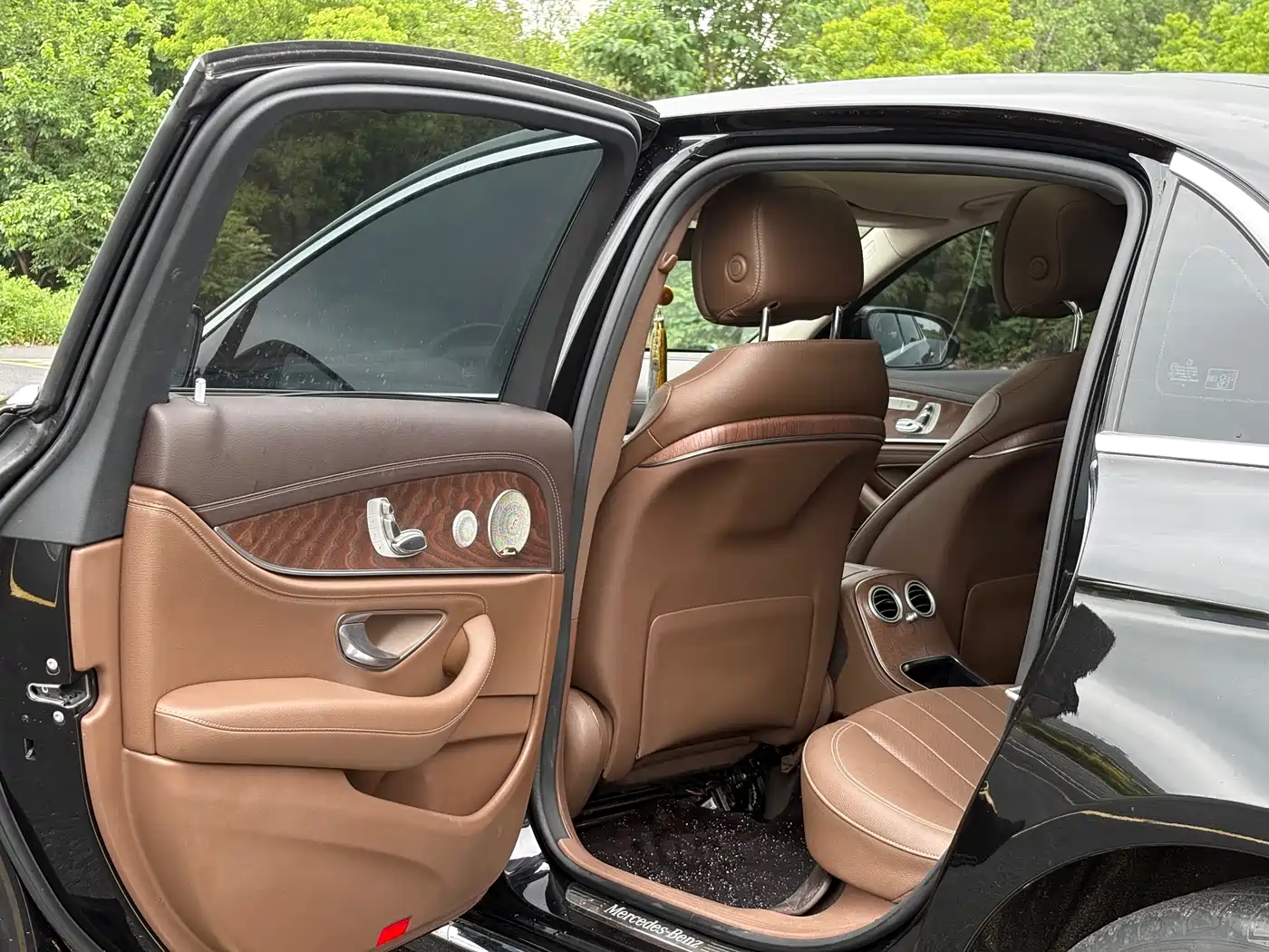 Mercedes-Benz E-Class 2023 Facelift E 300 L Luxury фото 10