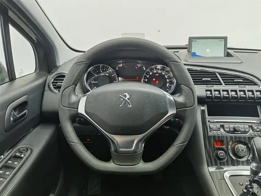 Peugeot 3008 2013 1.6THP Automatic Prestige Edition фото 11
