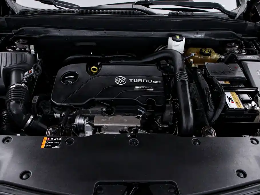 Photo 18 - Buick Envision Plus