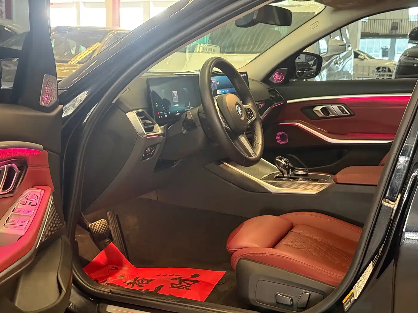 Photo 4 - BMW i3
