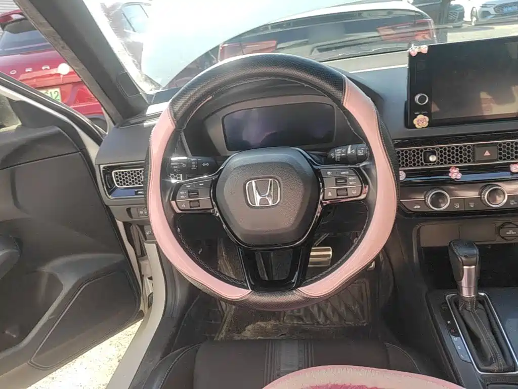 Photo 15 - Honda Civic