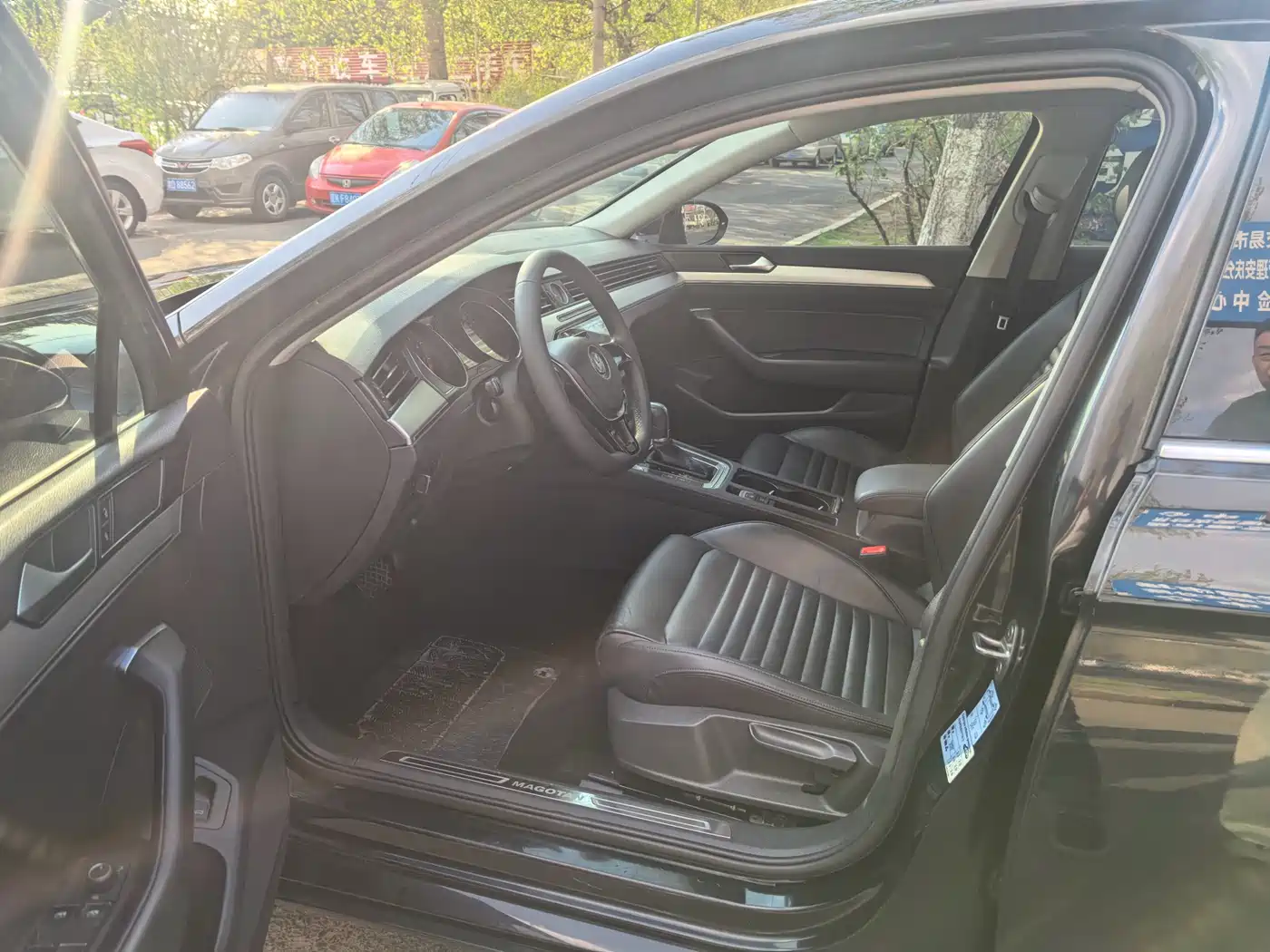 Volkswagen Magotan 2018 280TSI DSG Leading фото 6
