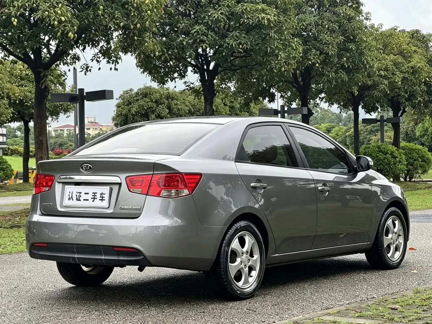 Kia Forte 2009 1.6L AT Premium фото 7