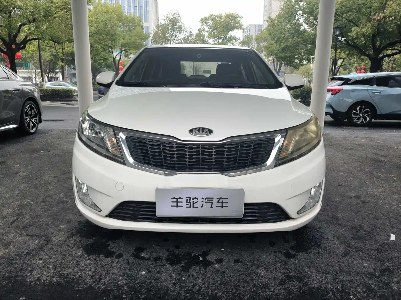 Kia K2 2012 Sedan 1.4L AT GLS Commemorative Edition