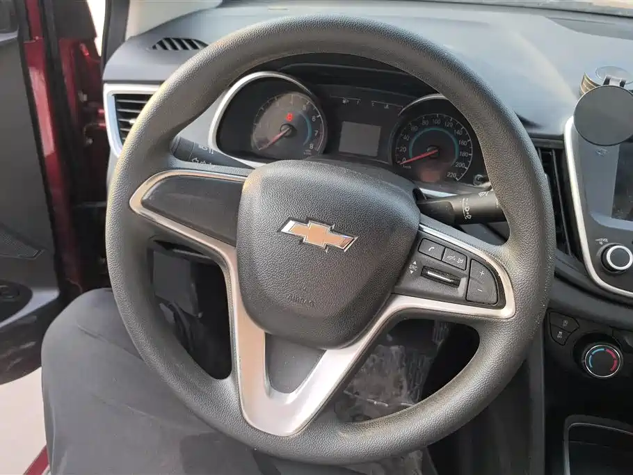 Chevrolet Cavalier 2016 1.5L Automatic Delight Edition фото 15