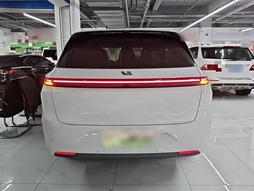 Li Auto L6 2025 2024 Pro