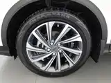 Фото 17 - Geely Coolray