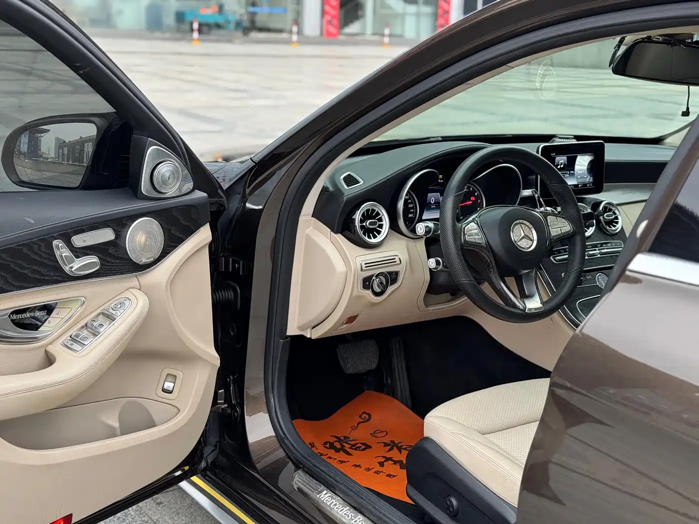 Mercedes-Benz C-Class 2015 Facelift C 200 L Sport фото 6