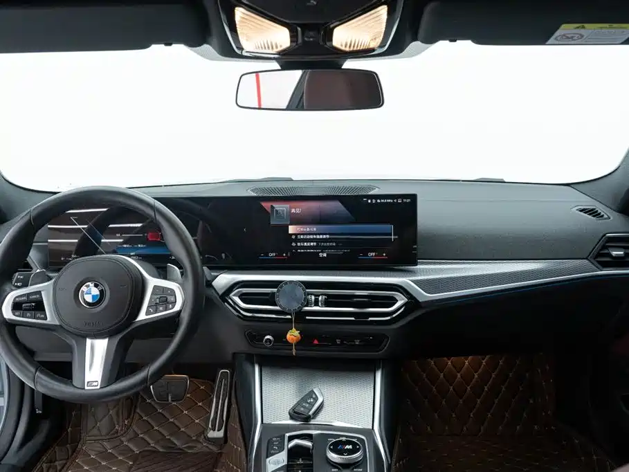 BMW 4 Series 2023 425i M Sport Shadowline Package фото 18