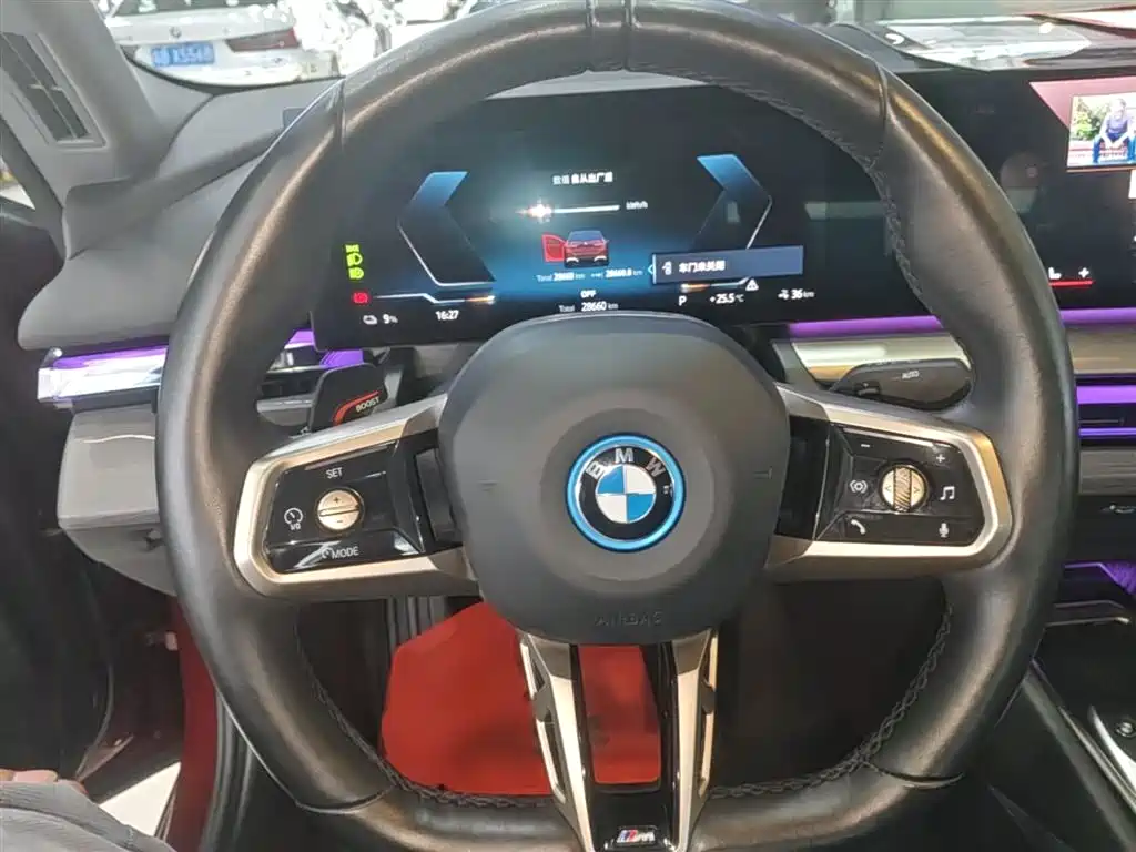 BMW i5 2024 eDrive 35L Premium Model M Sport Package фото 11