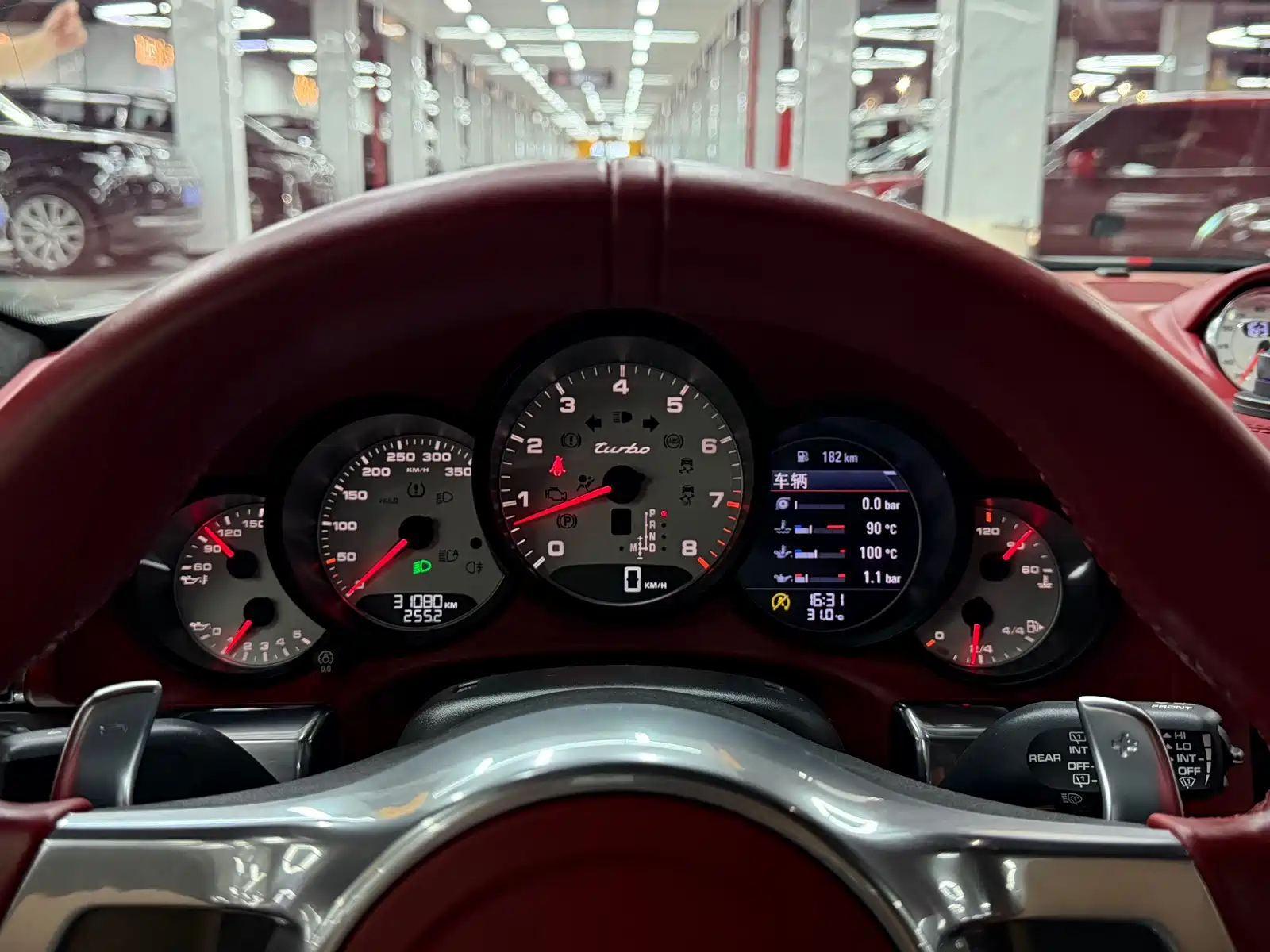 Photo 8 - Porsche 911