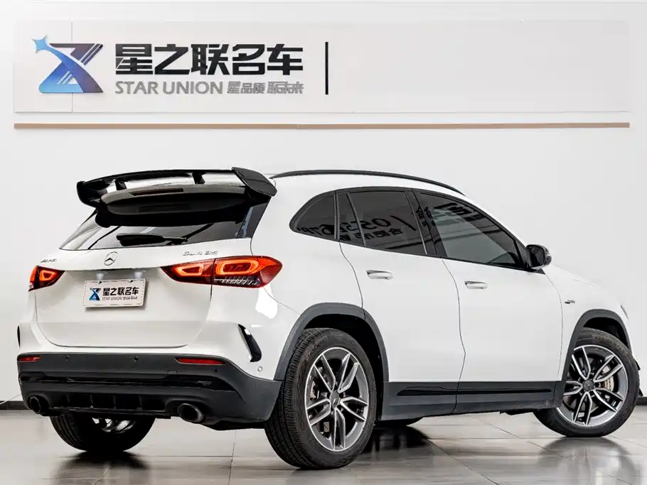Mercedes-Benz GLA AMG 2023 Model AMG GLA 35 4MATIC фото 7