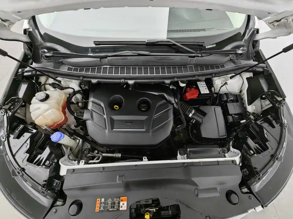 Фото 6 - Ford Edge