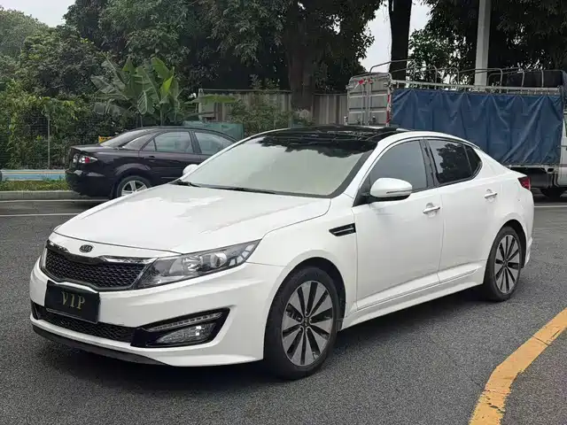 Kia Kia K5 2012 2.0L Automatic GLS