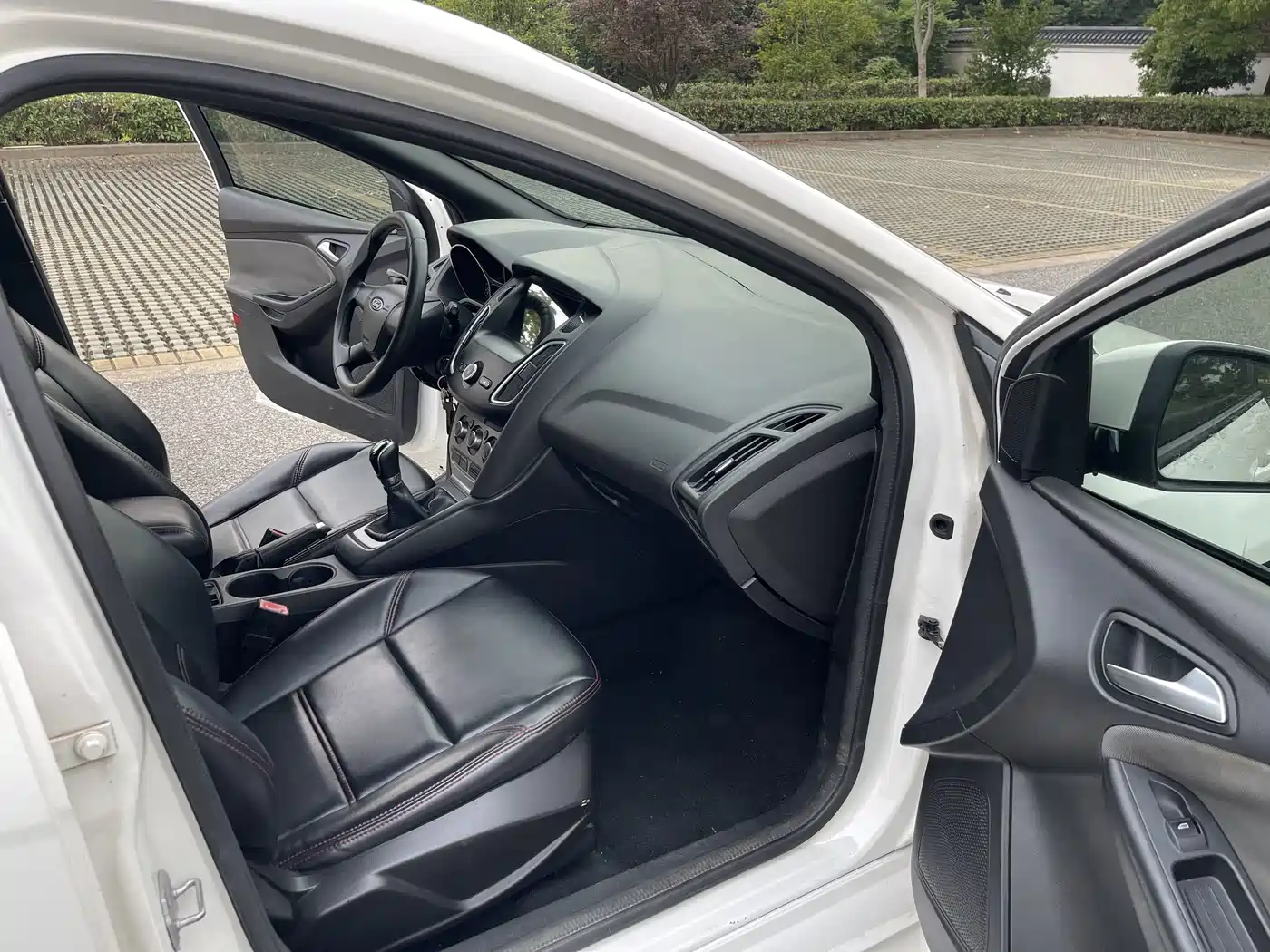 Фото 7 - Ford Focus