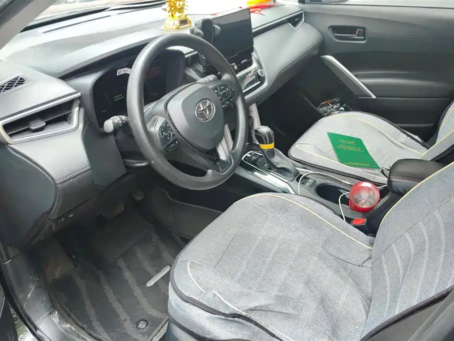 Toyota Corolla Cross 2024 2.0L Smart Hybrid Dual Engine Pioneer Edition фото 9