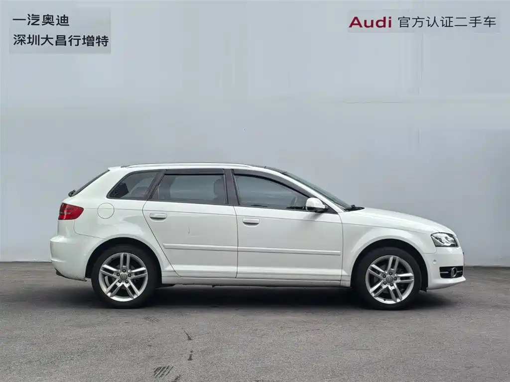 Photo 3 - Audi A3 (Import)