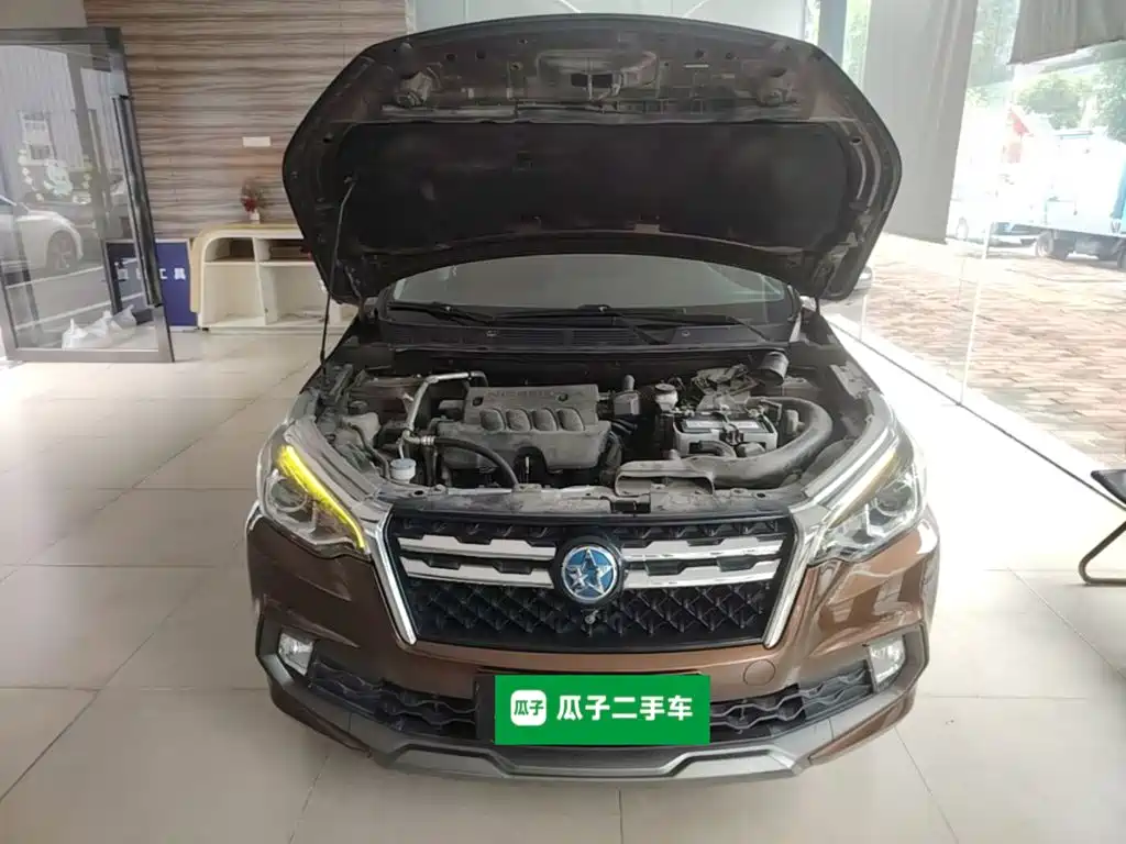 Venucia T70 2018 2018 2.0L CVT RuiQu Edition