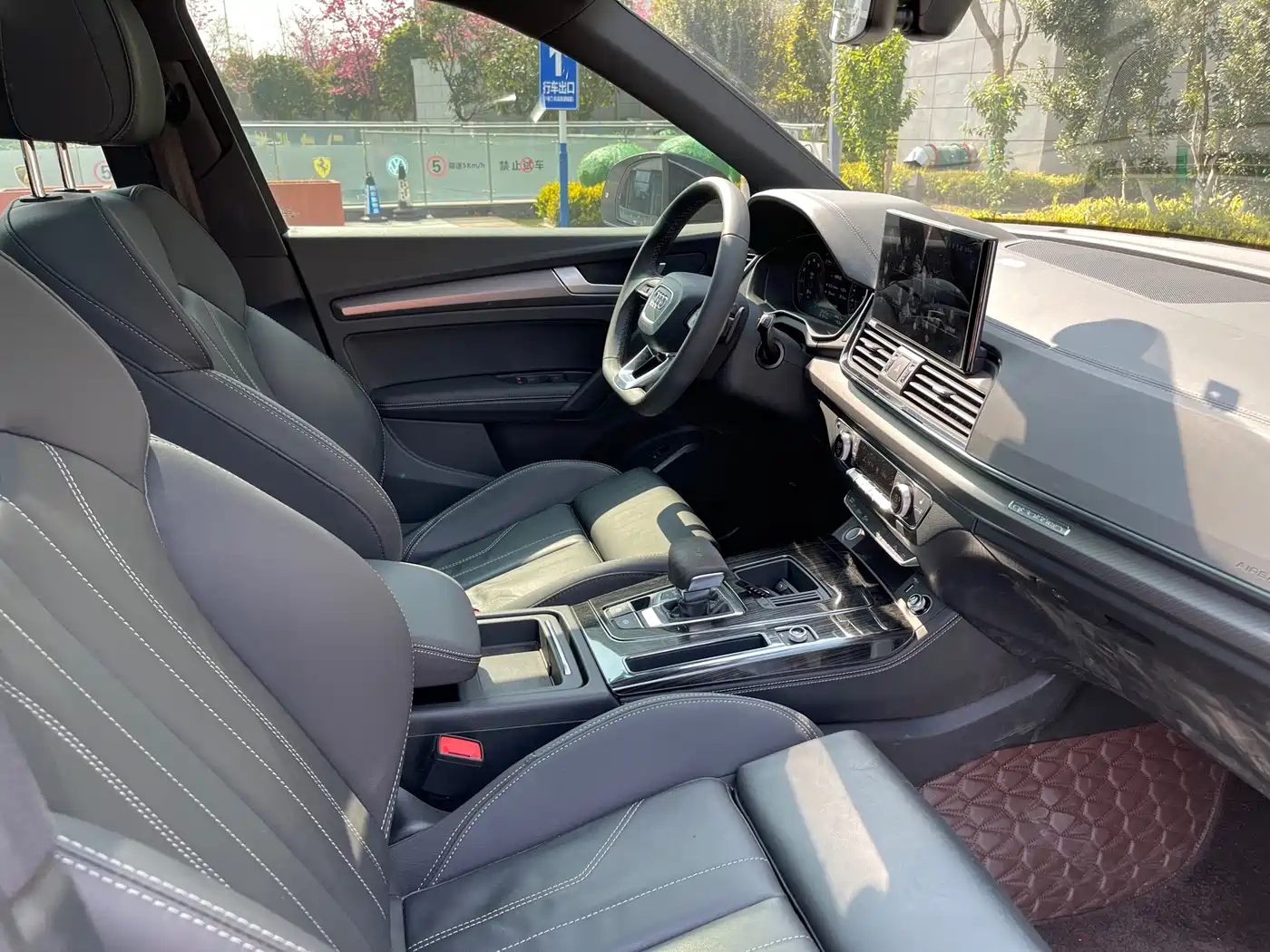Audi Q5L 2023 40T Luxury Dynamic фото 13