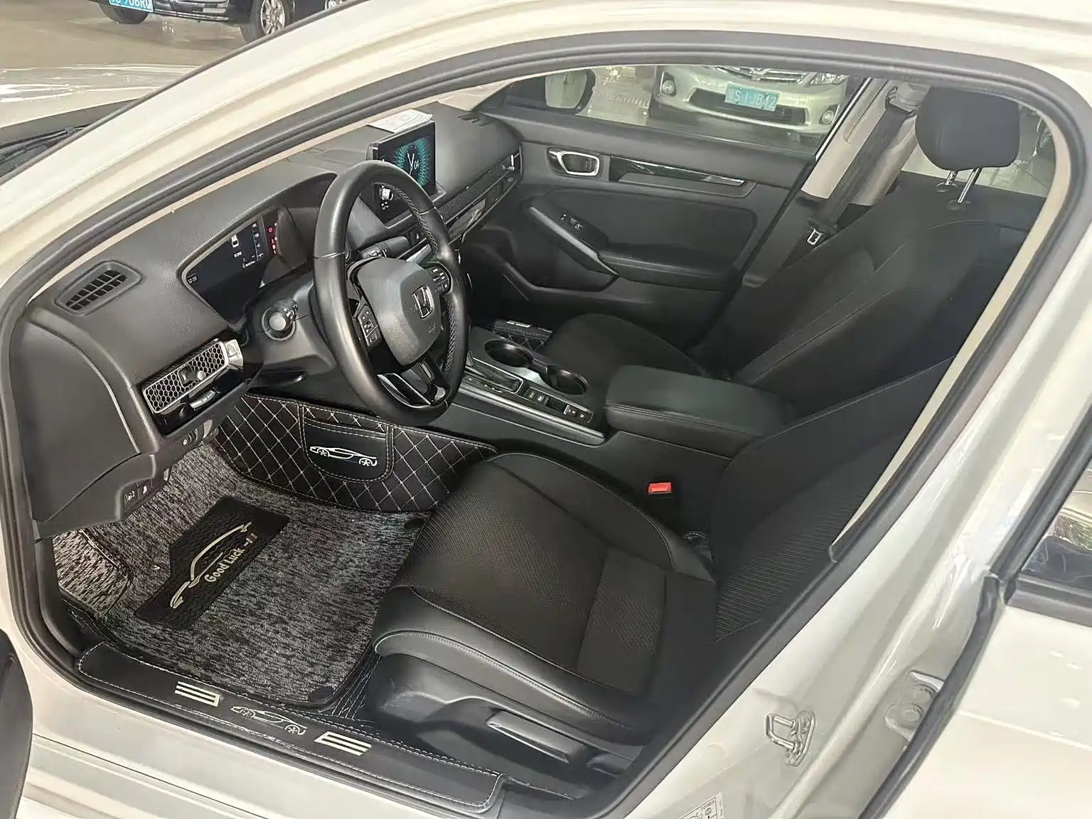 Фото 8 - Honda Integra