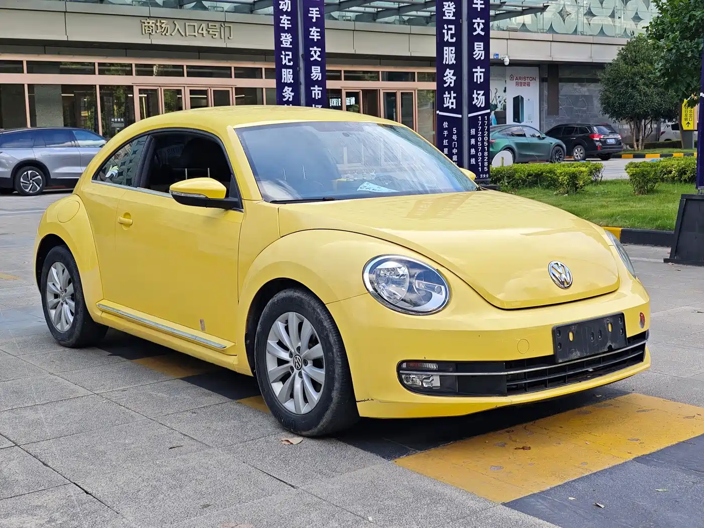Фото 3 - Volkswagen Beetle