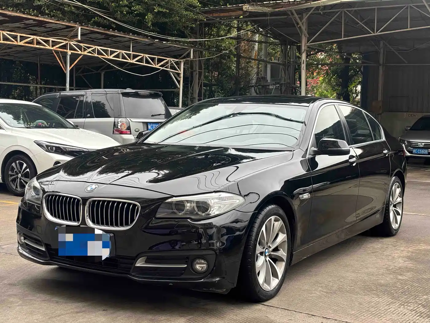 BMW 5 Series 2017 525Li Leading Edition