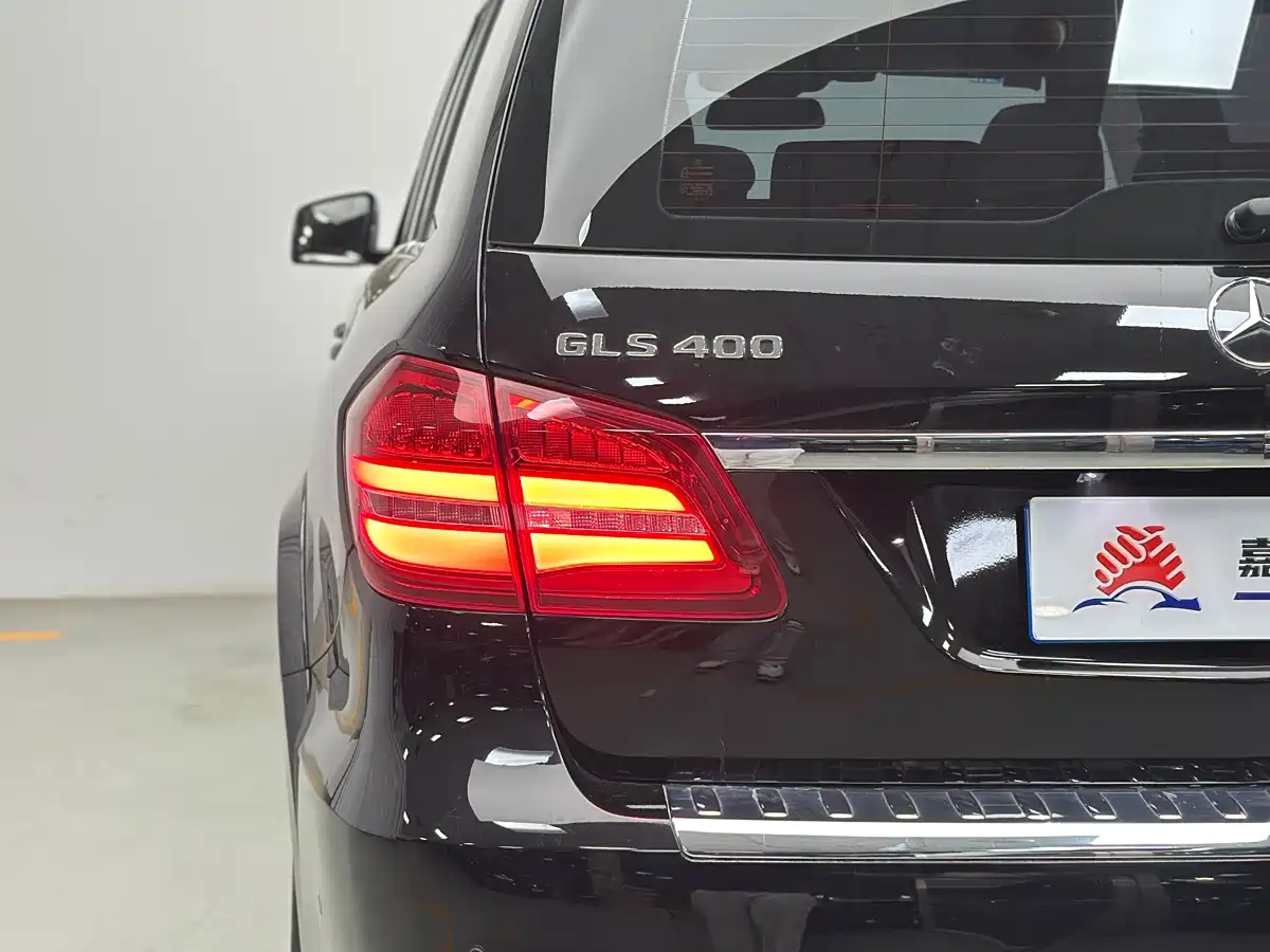 Mercedes-Benz GLS 2016 GLS 400 4MATIC Dynamic фото 16