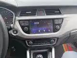 Фото 13 - Geely Vision X3