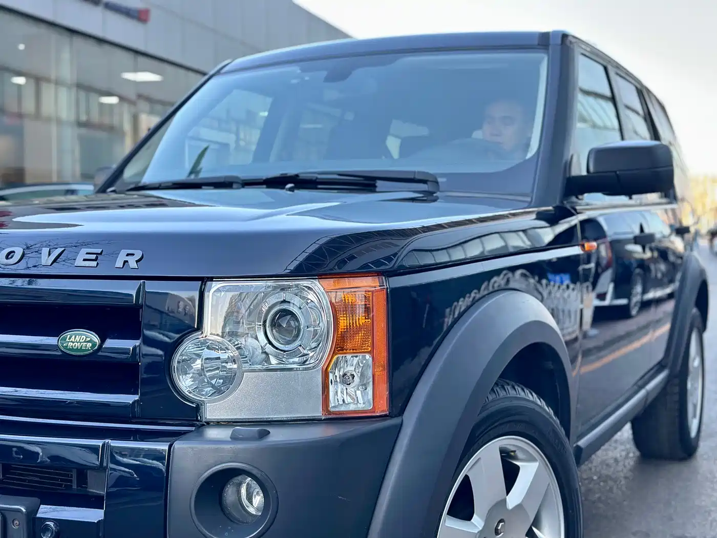 Land Rover Discovery 2005 Model 4.4 V8 HSE фото 3