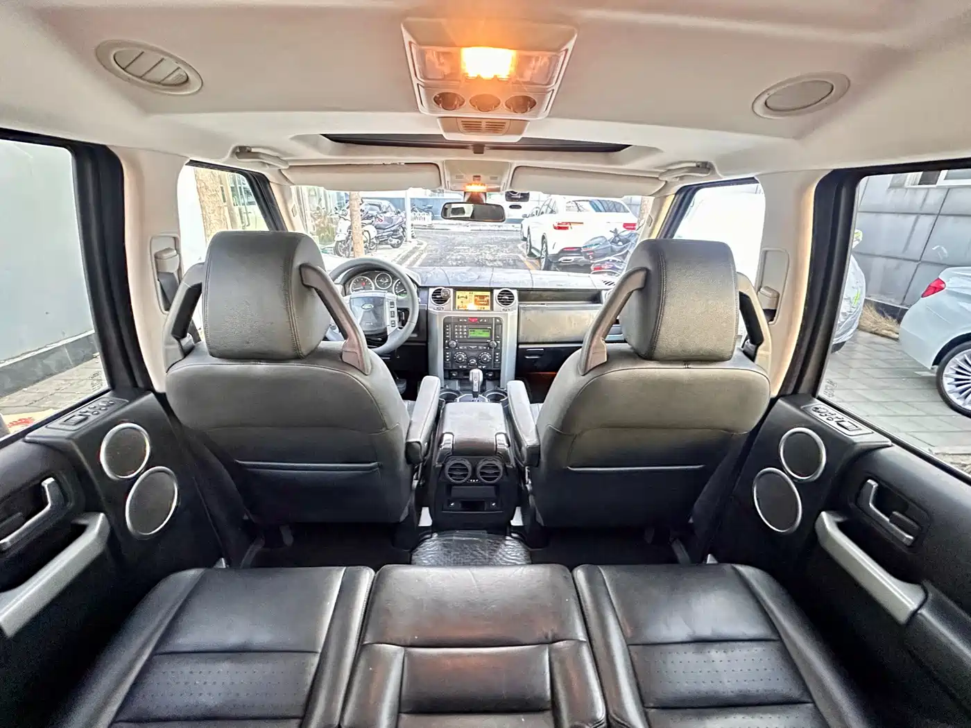 Land Rover Discovery 2005 Model 4.4 V8 HSE фото 48