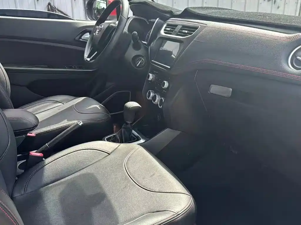 Zhonghua V3 2017 2016 1.5L Automatic Comfort