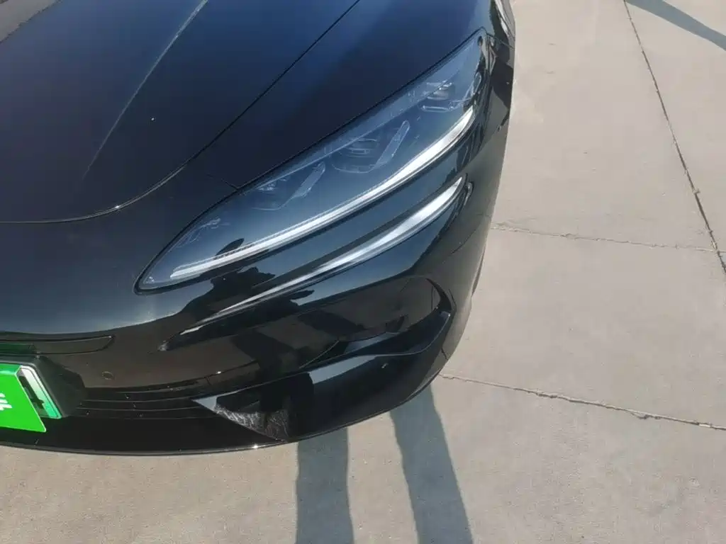 Denza Z9 2025 2024 Model 1100km AWD Ultra Edition
