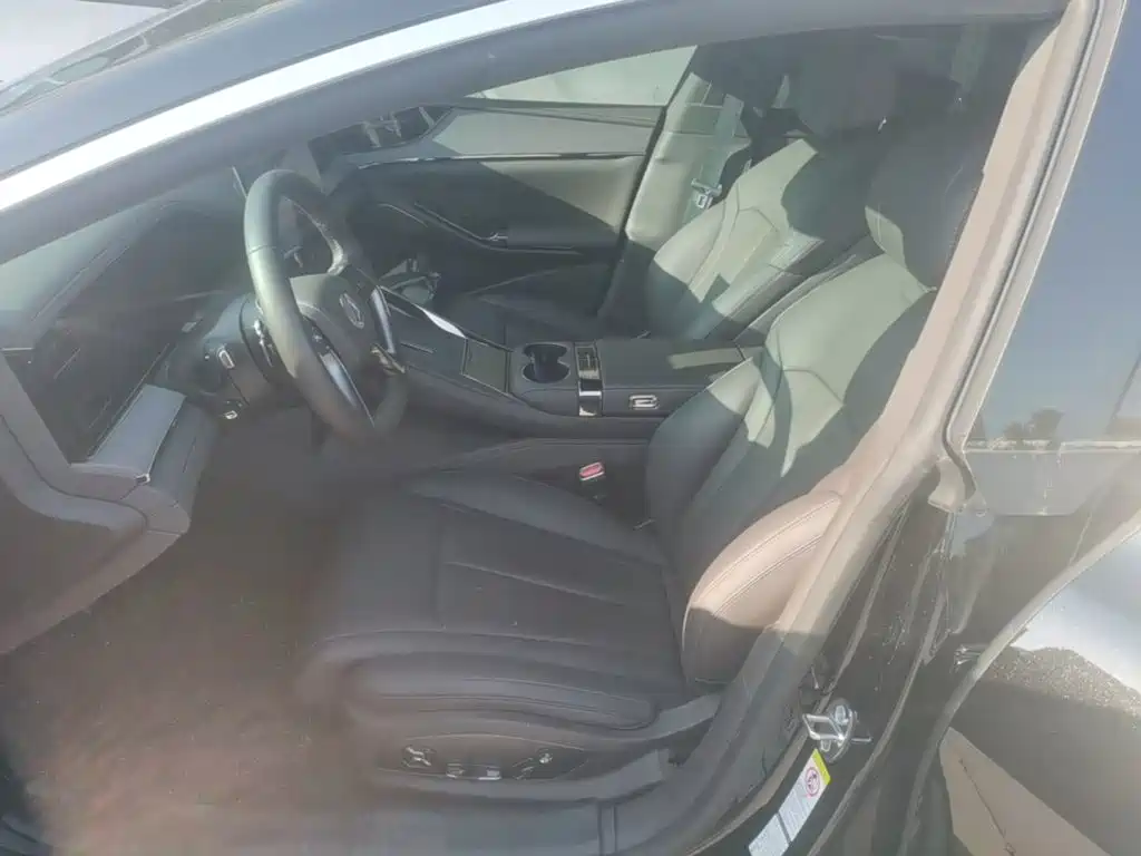 Denza Z9 2025 2024 Model 1100km AWD Ultra Edition