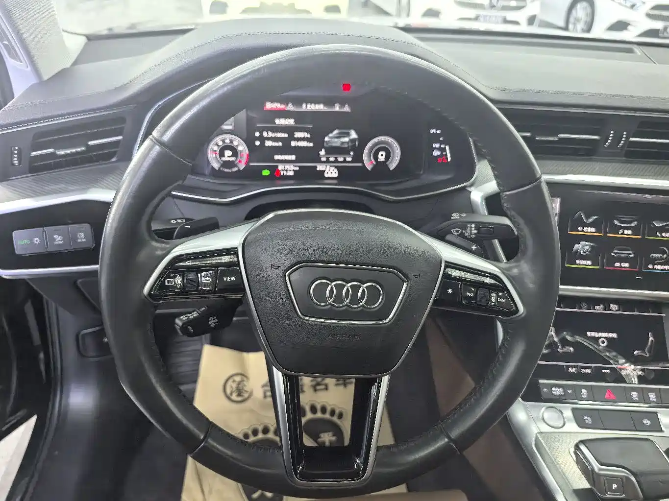 Audi A6L 2020 40 TFSI Luxury Elegance фото 11
