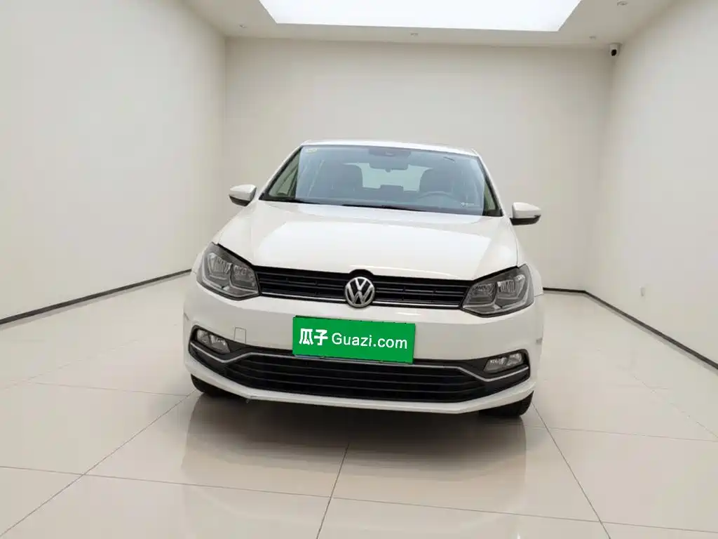 Volkswagen Polo 2015 2014 1.6L Automatic Comfort Edition