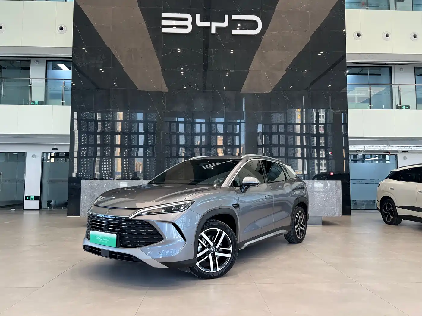BYD Song L DM-i 2025 Smart Drive Edition 112km Surpassing