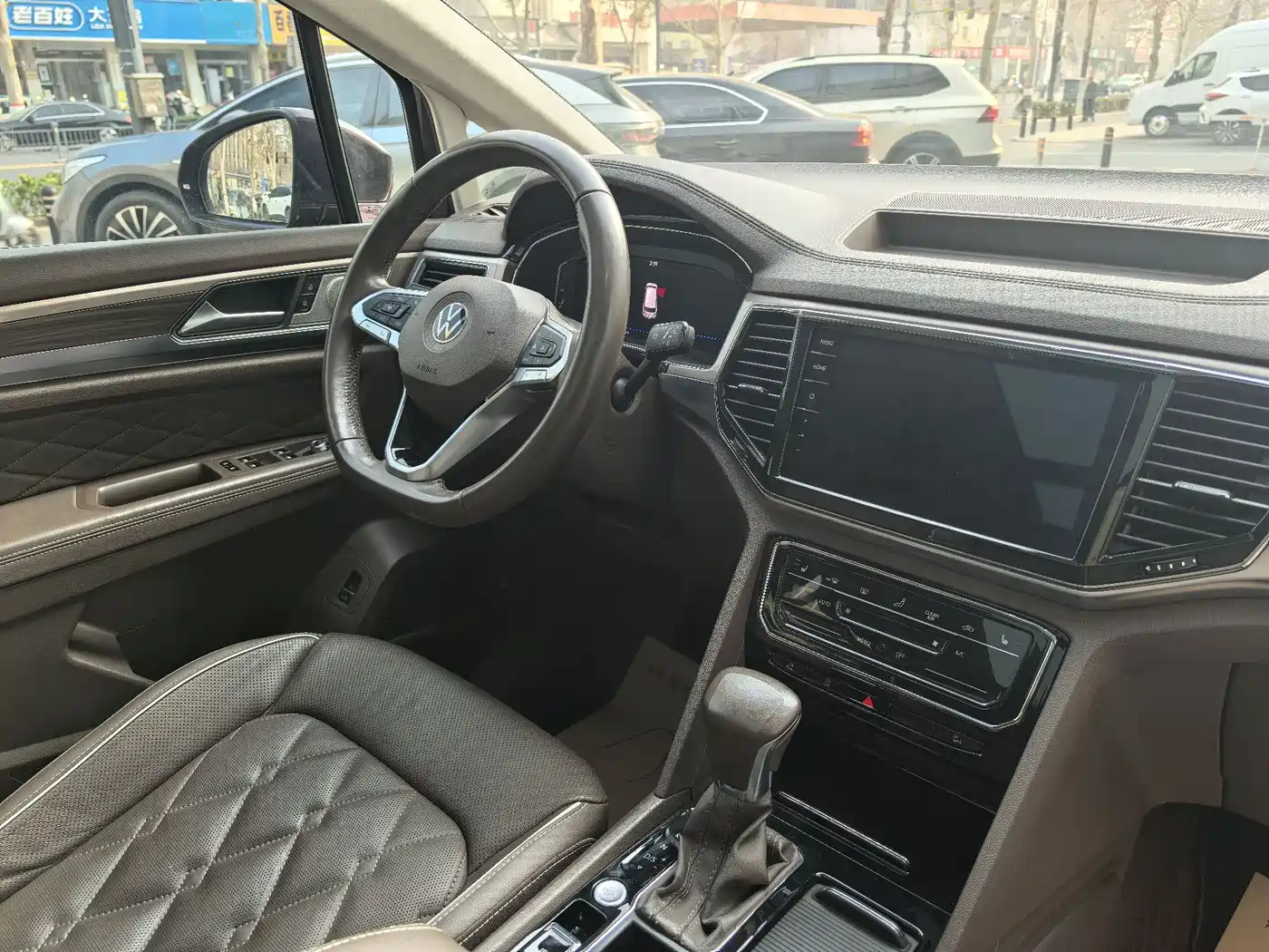Volkswagen Viloran 2020 380TSI Premium фото 15