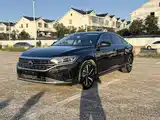 Photo 2 - Volkswagen Passat