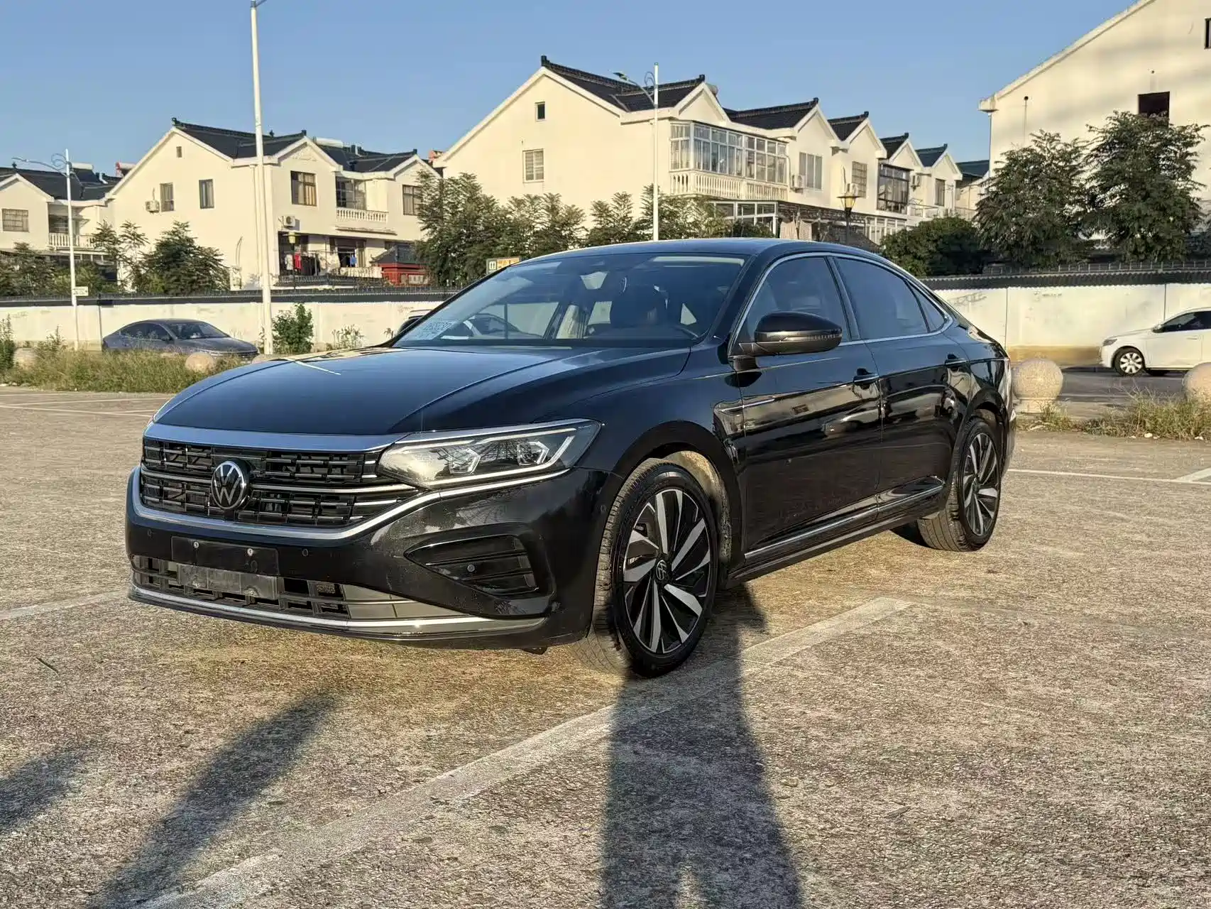 Photo 2 - Volkswagen Passat