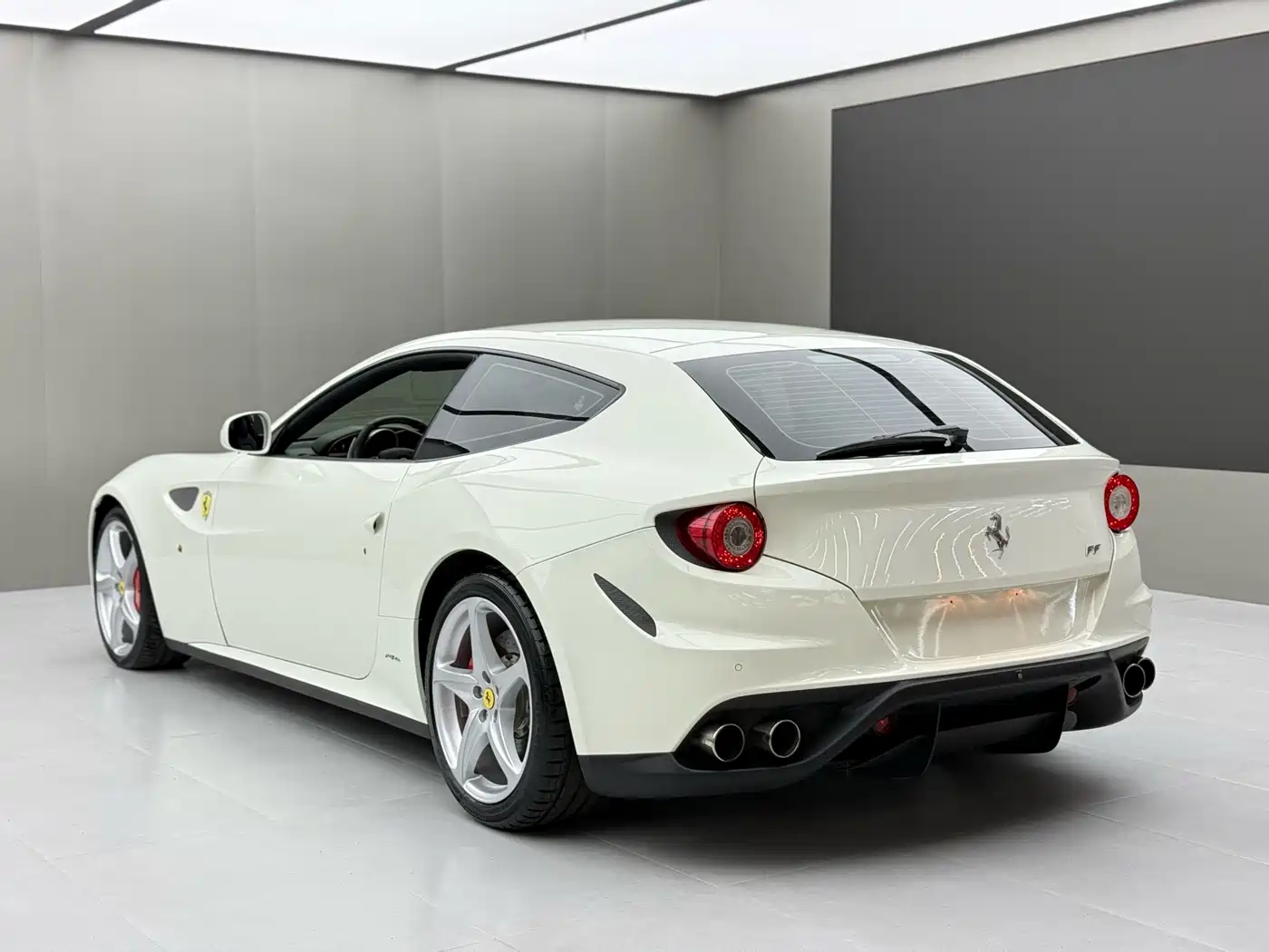 Ferrari FF 2014 2012 6.3L V12