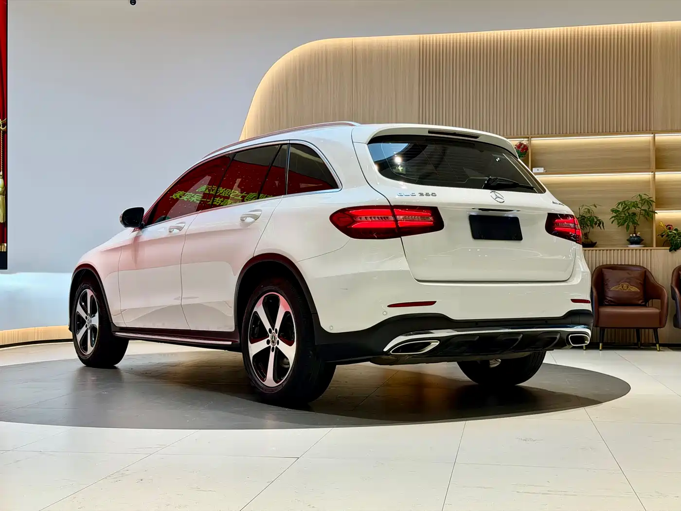 Mercedes-Benz GLC 2018 Facelift GLC 260 4MATIC Luxury фото 17